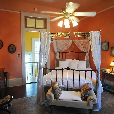 Hh Whitney House - A Bed & Breakfast On The Historic Esplanade-2